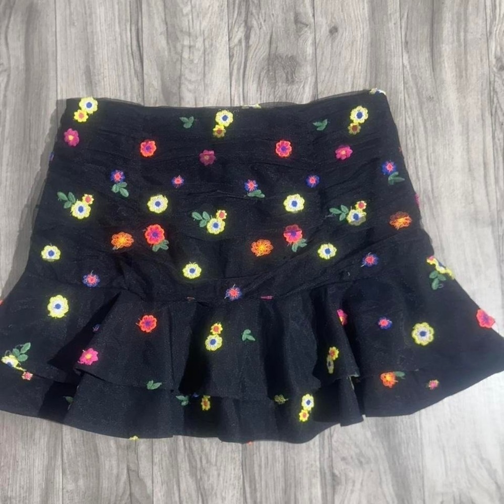 Women's TCEC Black Miniskirt with floral embroidery and ruffles-Sise M